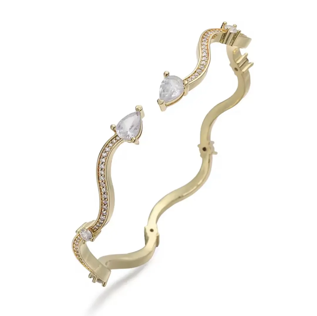 Wave Band Bracelet ( Gold )